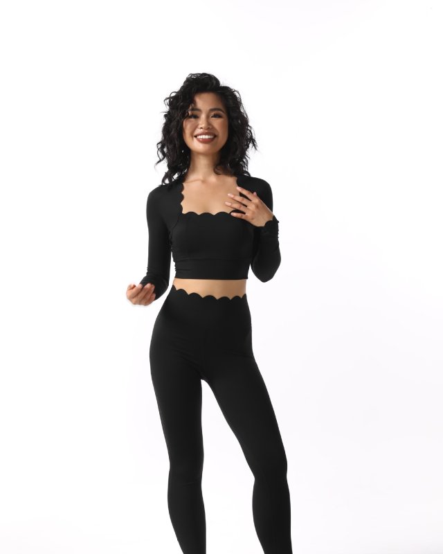 Square Neck Slim Fit Long Sleeve Yoga Set