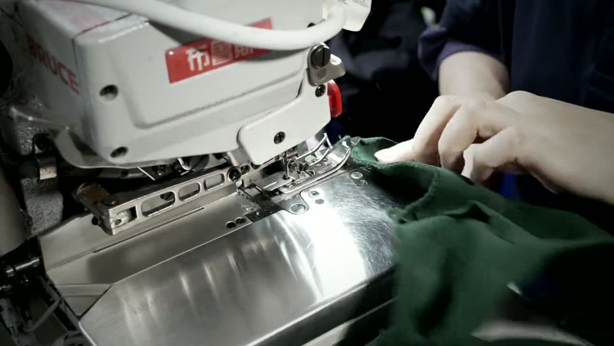 Flatlock sewing on the production line